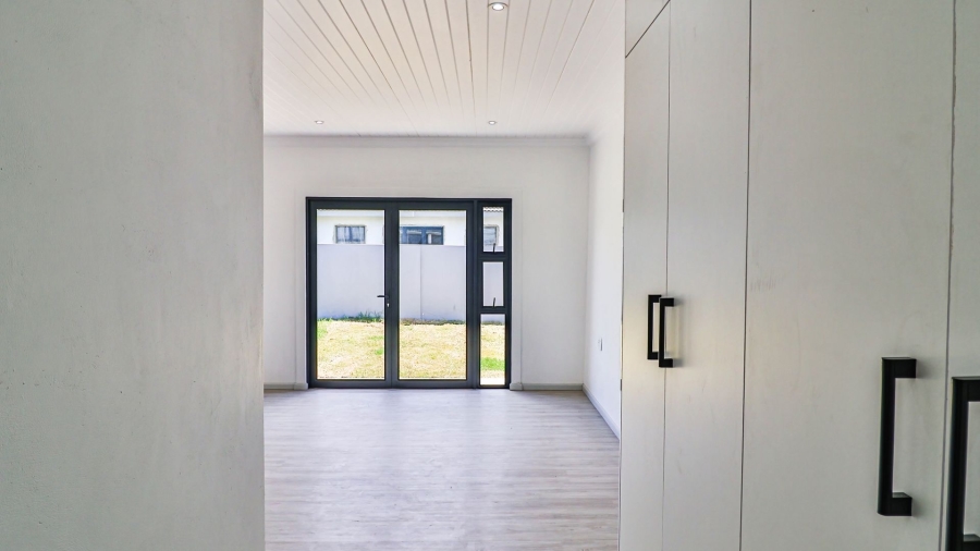 4 Bedroom Property for Sale in Kleinmond Western Cape